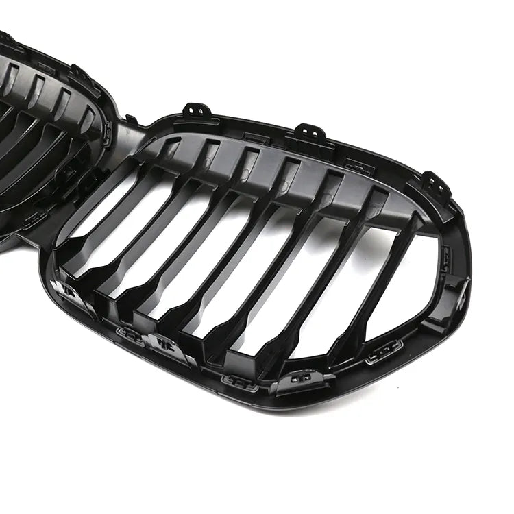 BMW grill X1 F48 blanksvart