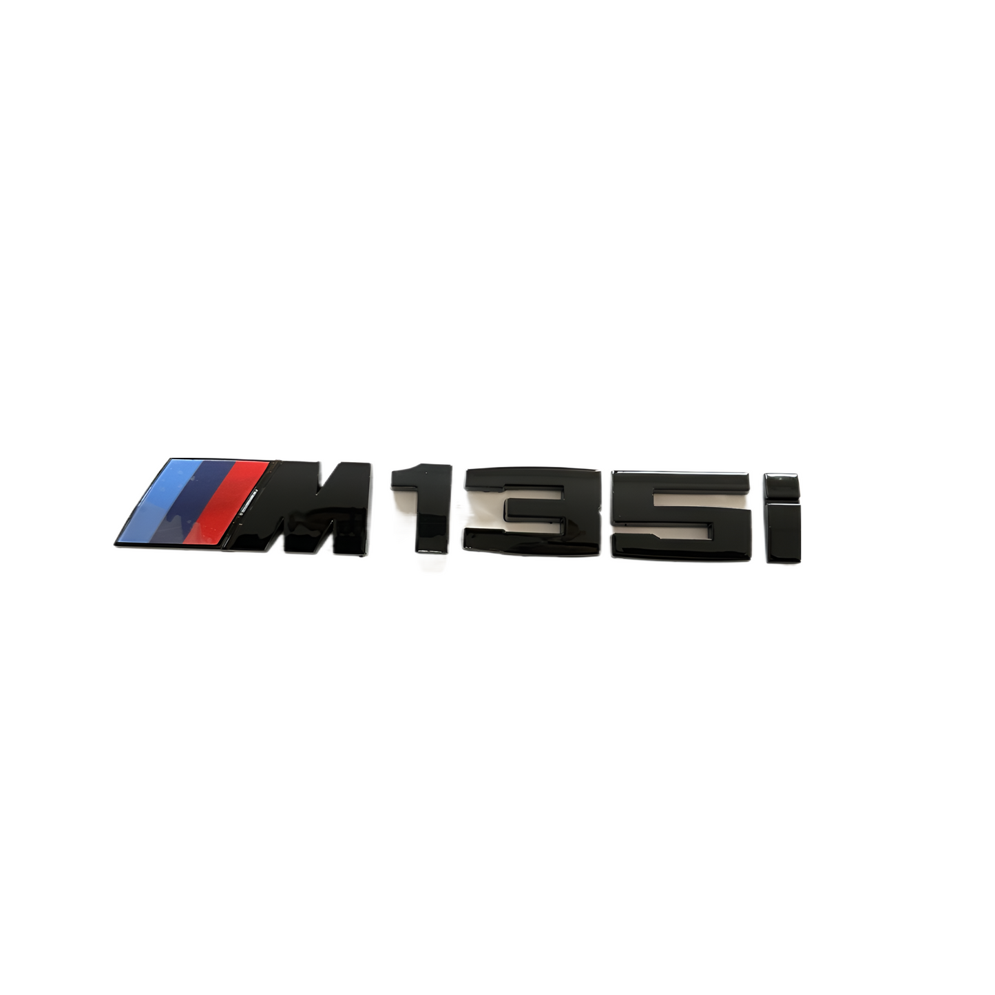 svarta Bmw m135 bokstäver , m135 i emblem