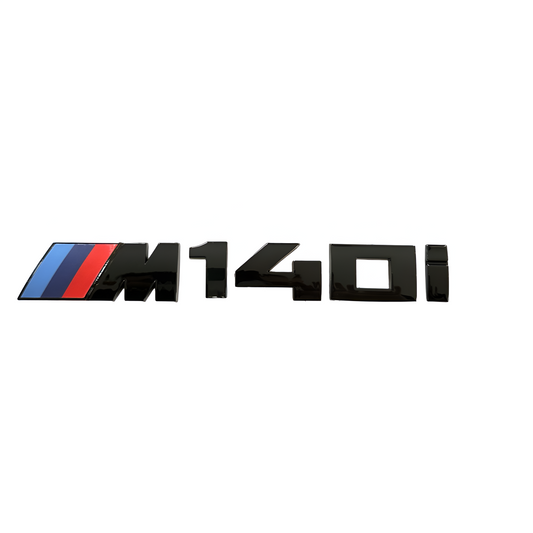 Blanksvart BMW M140i emblem